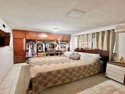 Casa para Venda, em Rio Verde, bairro VILA VERDE, 4 dormitrios, 4 banheiros