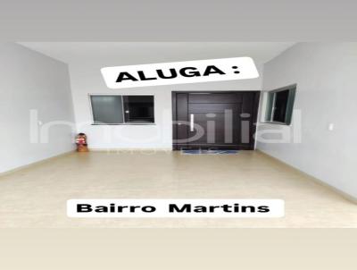 Casa para Locao, em Rio Verde, bairro Martins, 3 dormitrios, 1 banheiro, 1 sute, 2 vagas