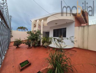 Casa para Venda, em Rio Verde, bairro Setor Universit�rio, 3 dormit�rios, 2 banheiros, 1 su�te, 6 vagas